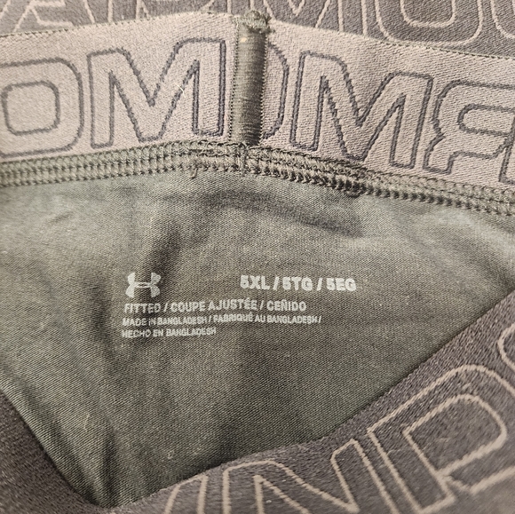 Under Armour Men's 3 Pack Of Under Ware NWOT Size 5 XL - Picture 2 of 2